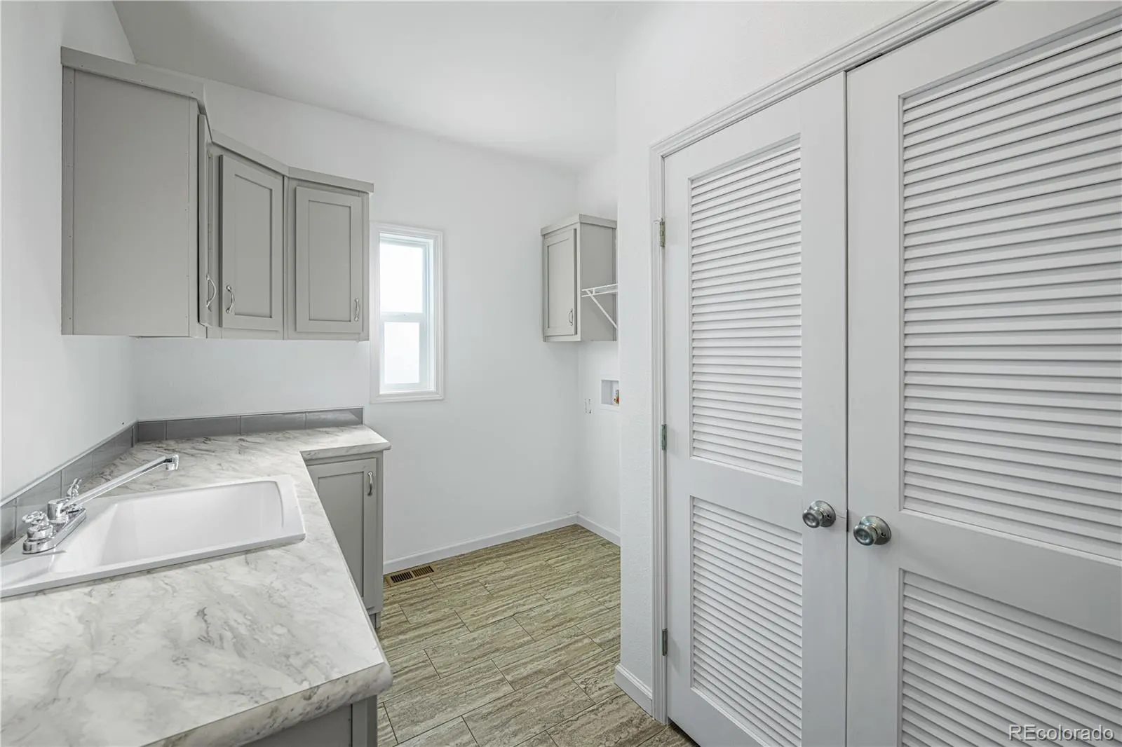 6 Timberlake Court Byers CO 80103 | MLS #REC4522545 04202026234439 1600 12