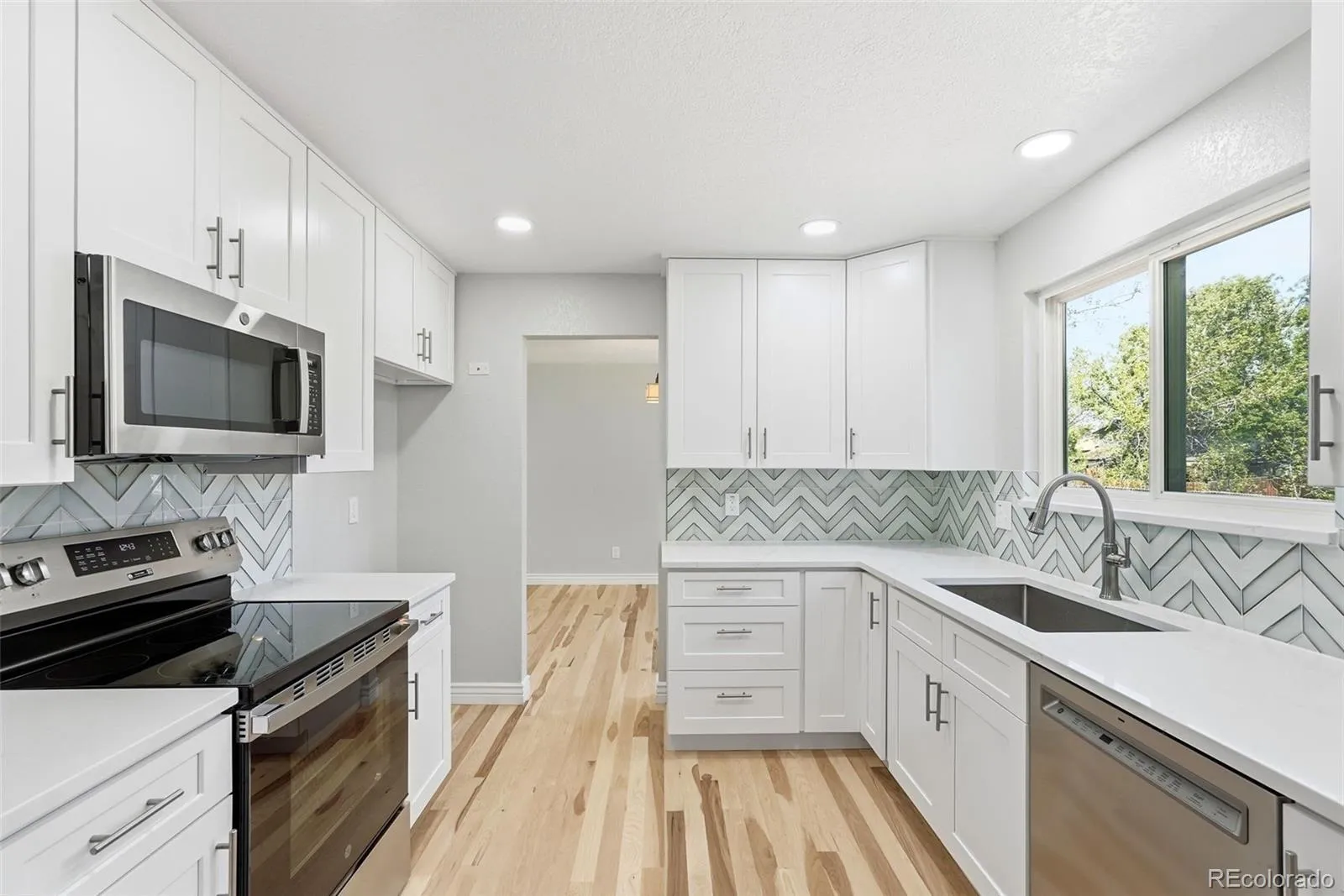 8496 Quay Drive Arvada CO 80003 MLS #REC4523163 05142026134503 1600 15