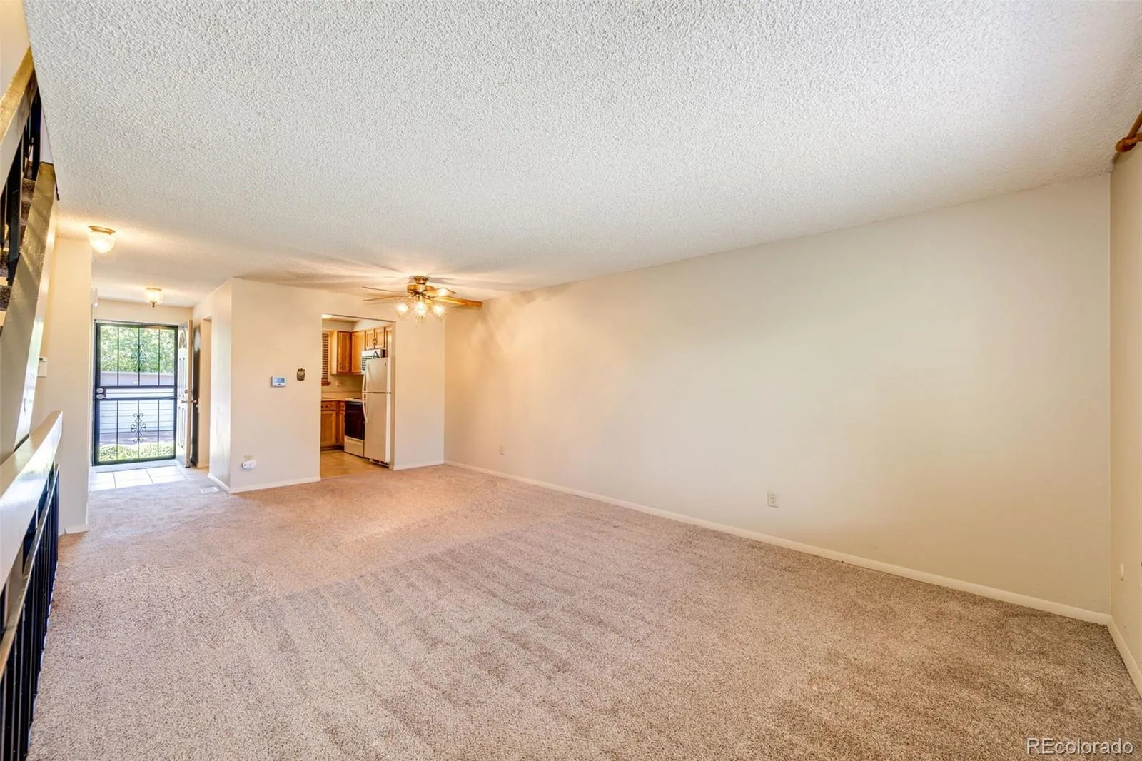 469 E Highline Circle Littleton CO 80122 | MLS #REC4523280 08282026163554 1600 11