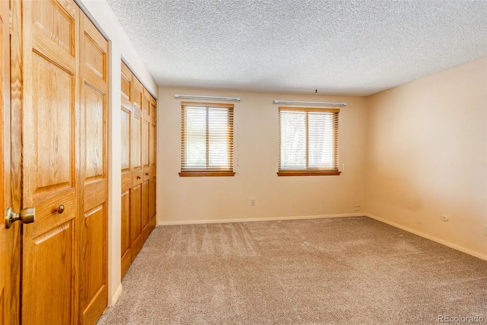 469 E Highline Circle Littleton CO 80122 | MLS #REC4523280 08282026163554 1600 14