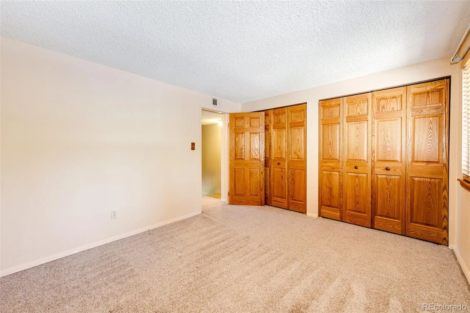 469 E Highline Circle Littleton CO 80122 | MLS #REC4523280 08282026163554 1600 15