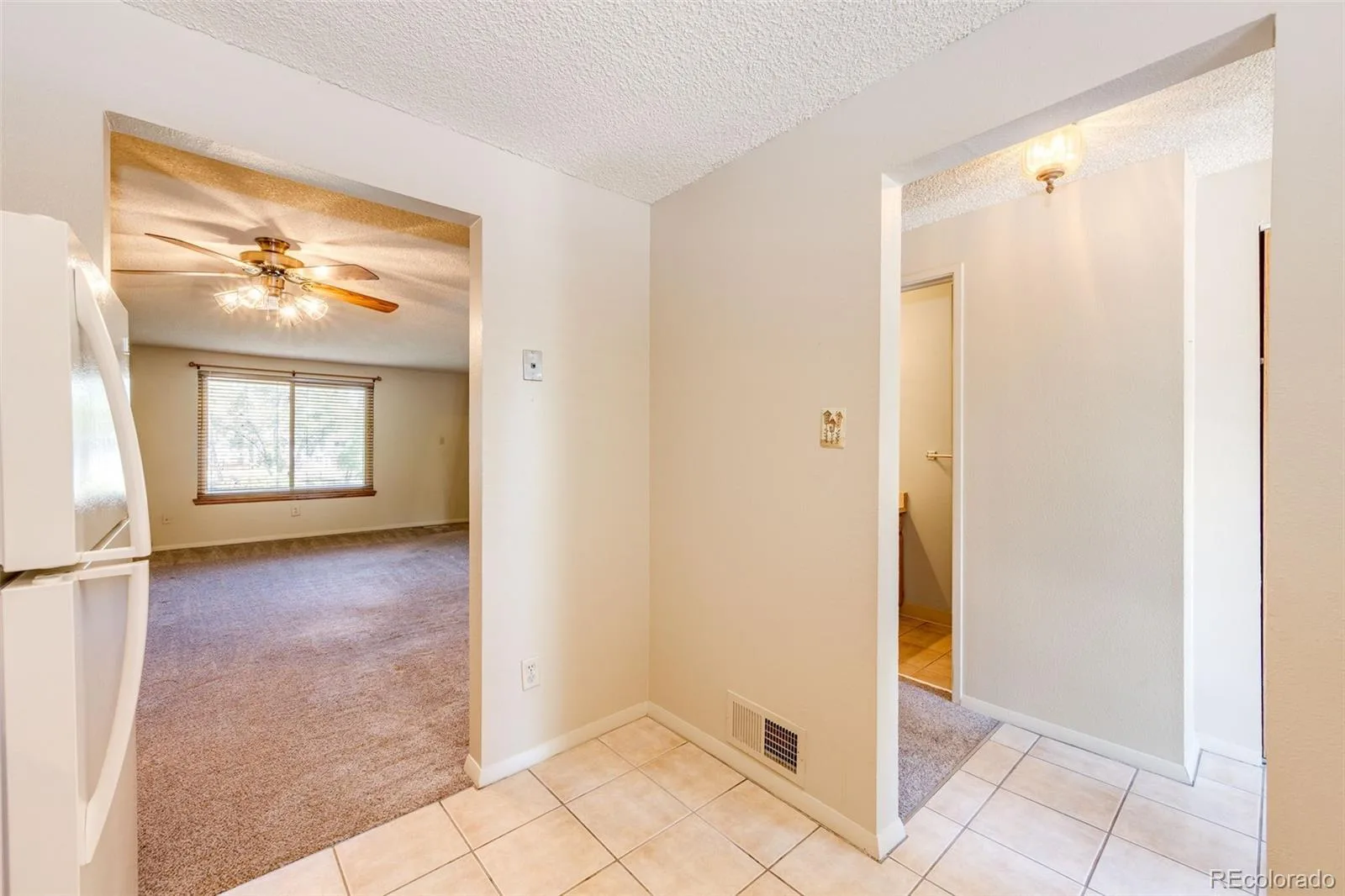 469 E Highline Circle Littleton CO 80122 | MLS #REC4523280 08282026163554 1600 5
