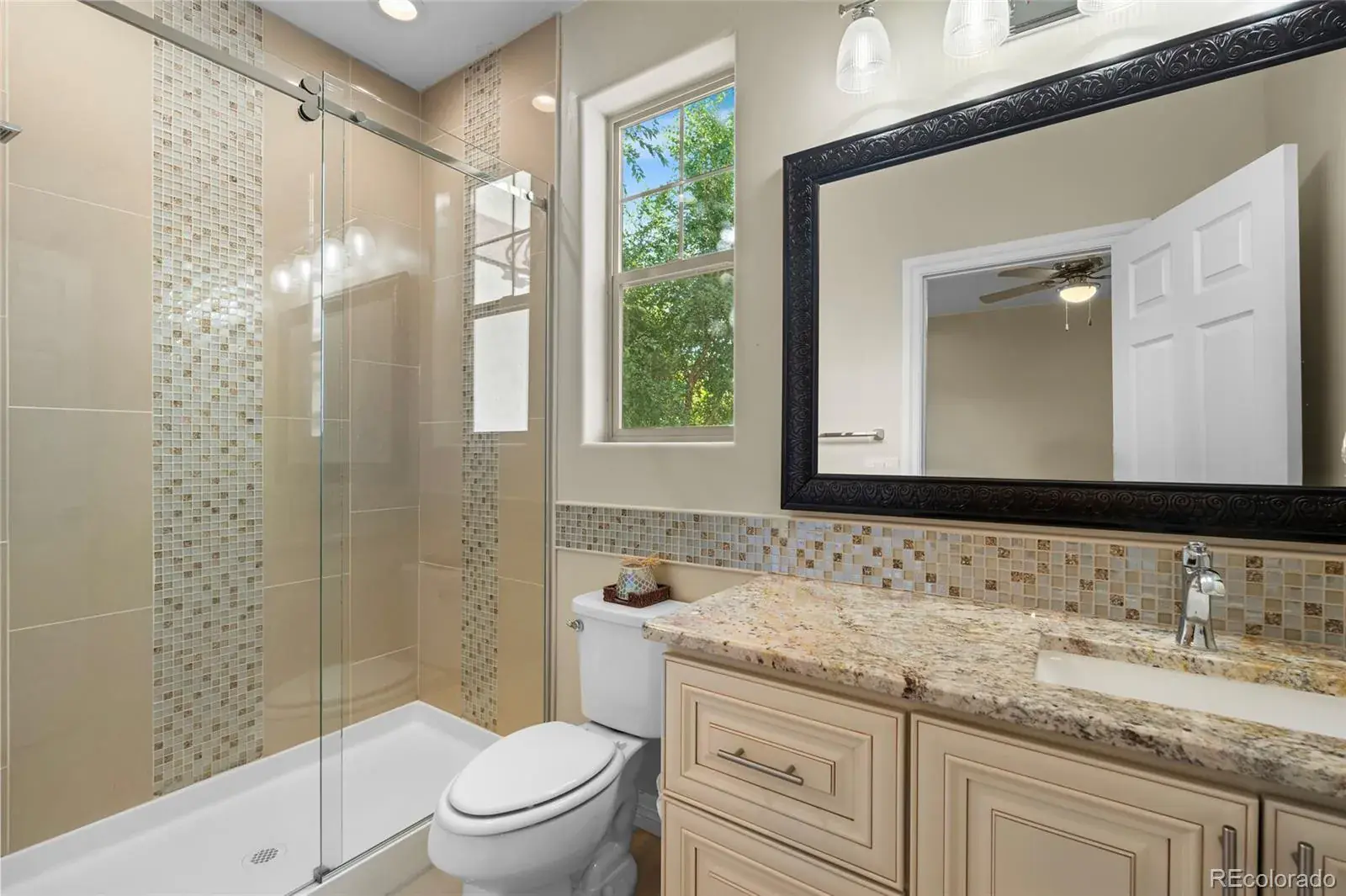 1791 Biscay Street Aurora CO 80011 | MLS #REC4524174 10132025182514 1600 18