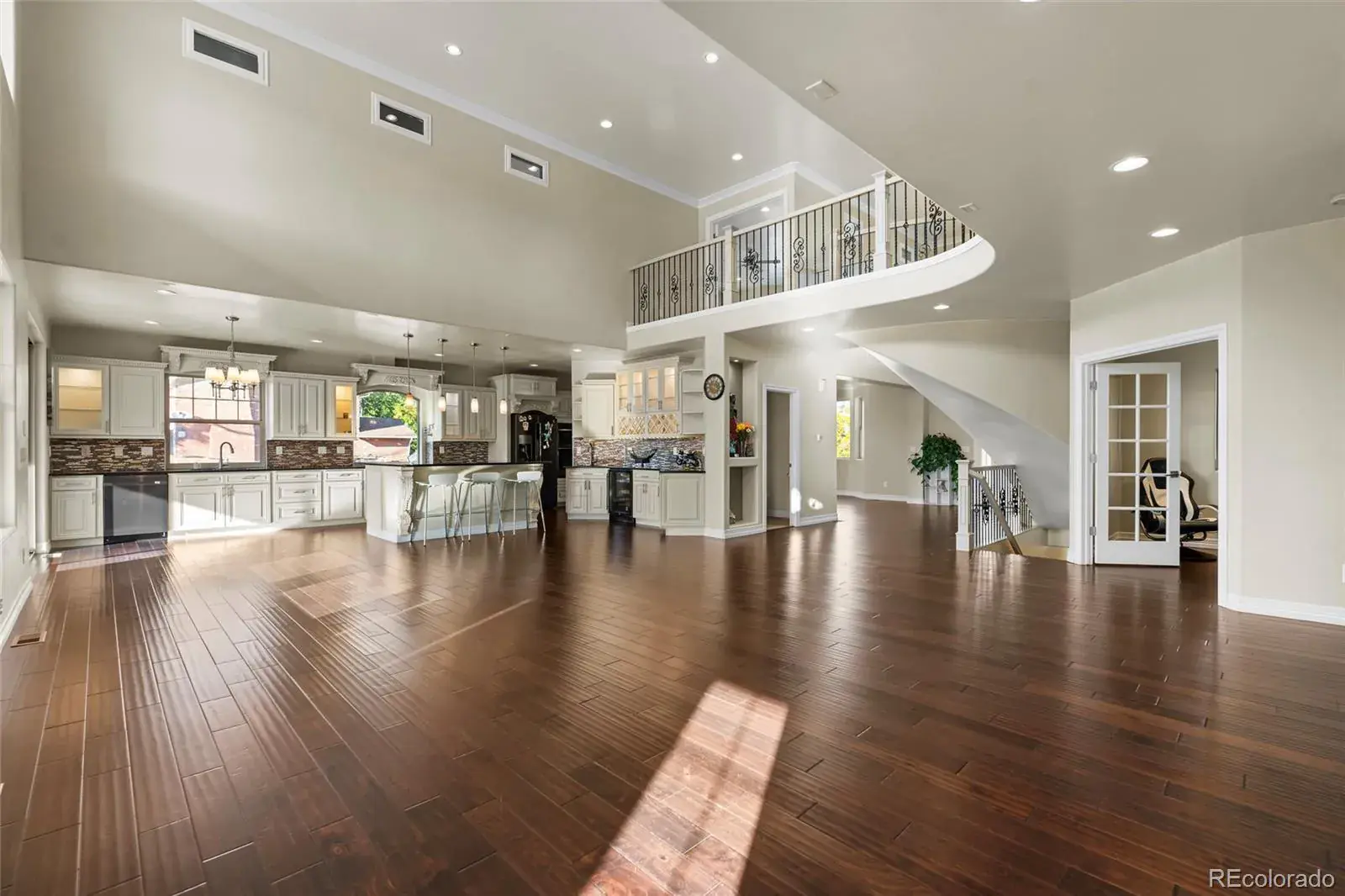1791 Biscay Street Aurora CO 80011 | MLS #REC4524174 10132025182514 1600 9