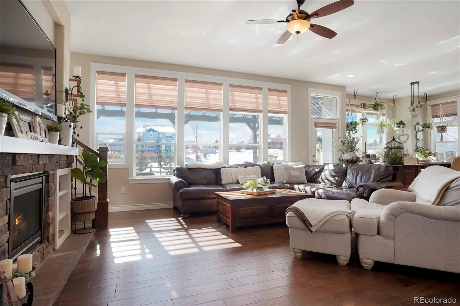 7186 Weaver Circle Castle Rock CO 80104 | MLS #REC4526039 08242026153319 1600 11