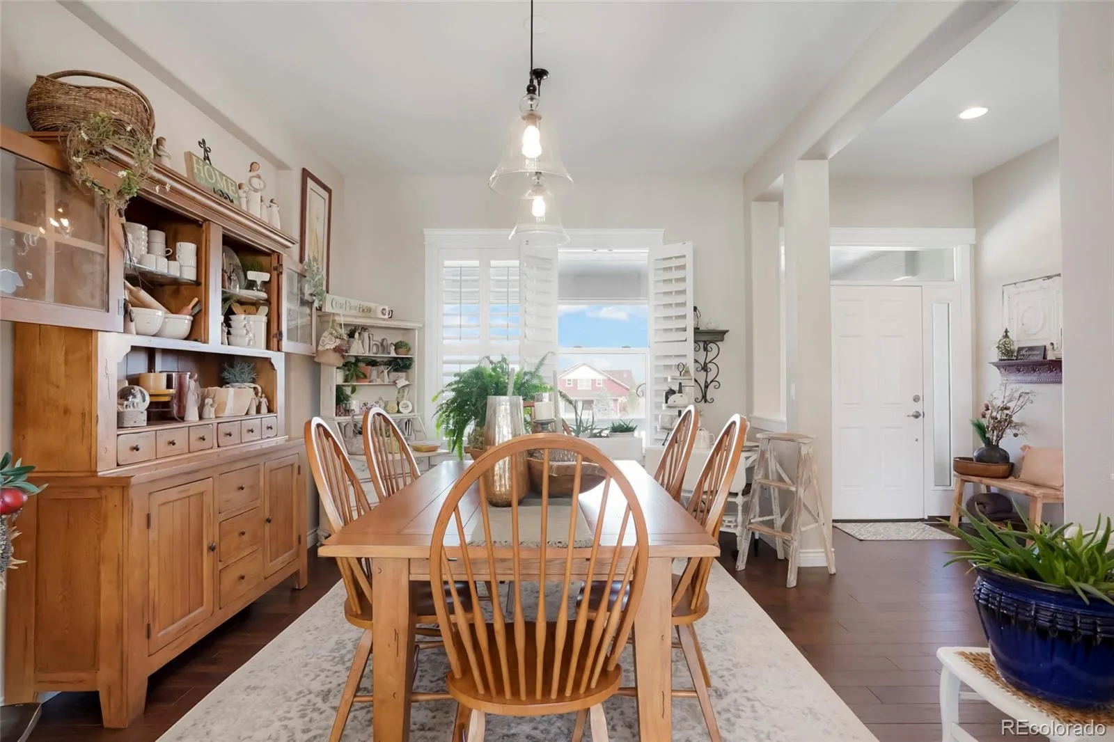 7186 Weaver Circle Castle Rock CO 80104 | MLS #REC4526039 08242026153319 1600 14