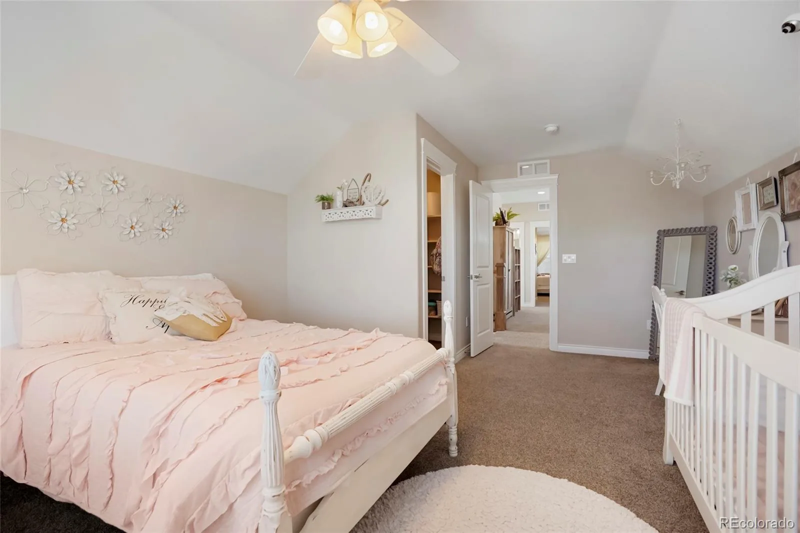 7186 Weaver Circle Castle Rock CO 80104 | MLS #REC4526039 08242026153319 1600 33