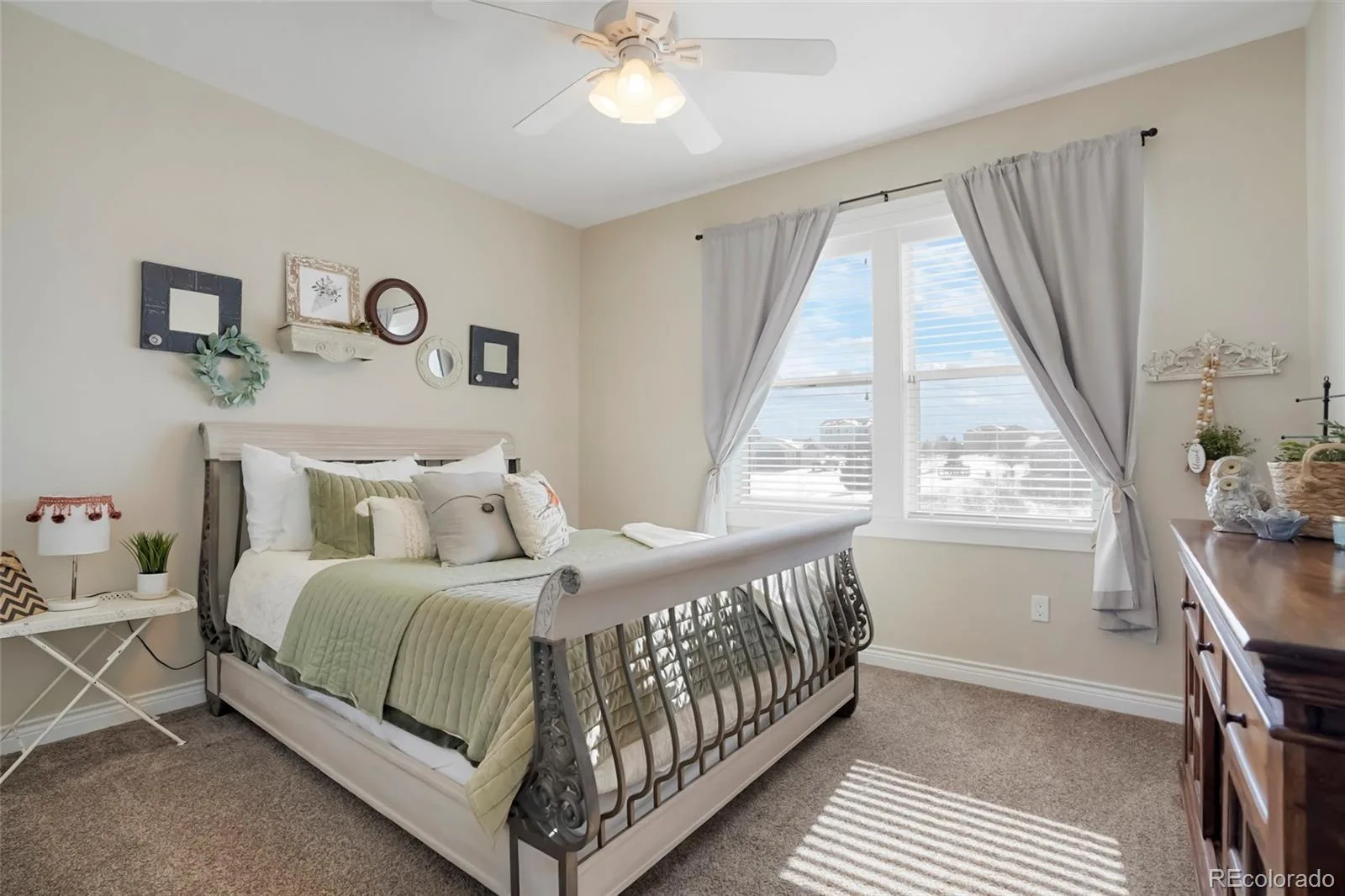 7186 Weaver Circle Castle Rock CO 80104 | MLS #REC4526039 08242026153319 1600 45