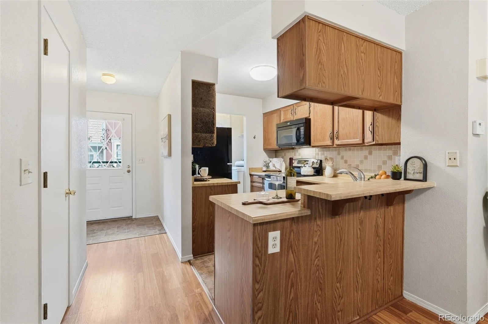 12043 E Hoye Drive Aurora CO 80012 | MLS #REC4526457 06292026202533 1600 17