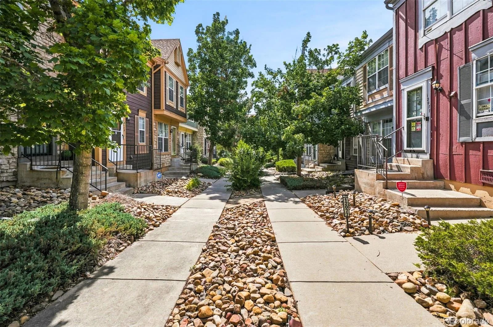 12043 E Hoye Drive Aurora CO 80012 | MLS #REC4526457 06292026202533 1600 2