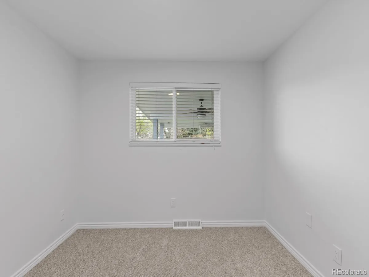 04152026183748 1200 33