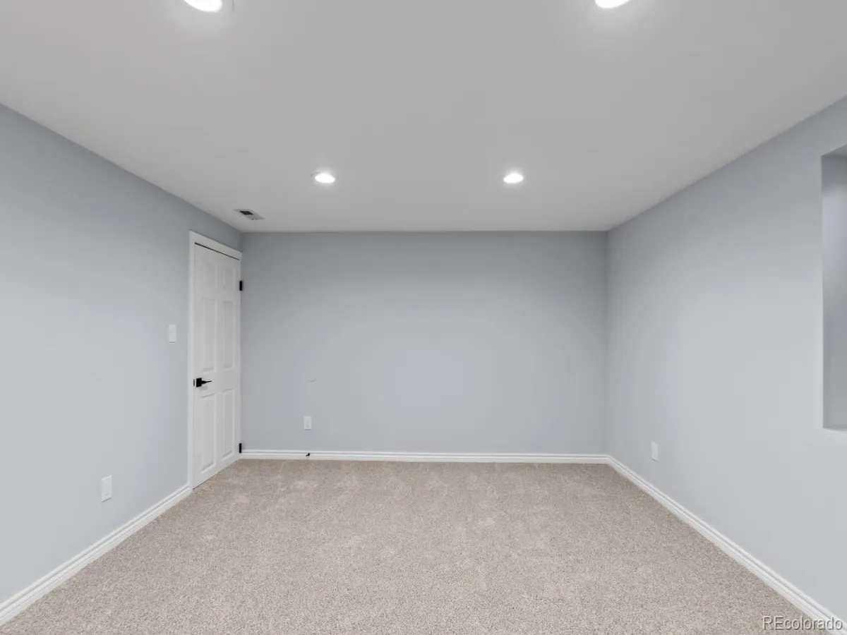 04152026183748 1200 40