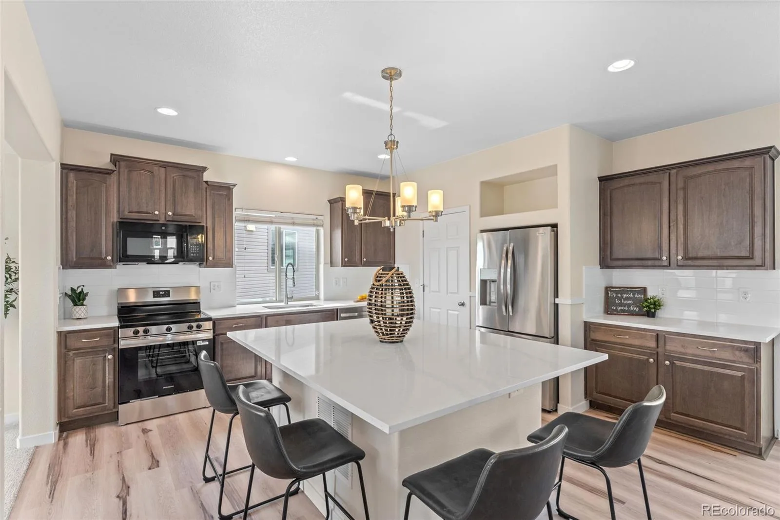 20054 E 48th Drive Denver CO 80249 | MLS #REC4527228 09292026235310 1600 14