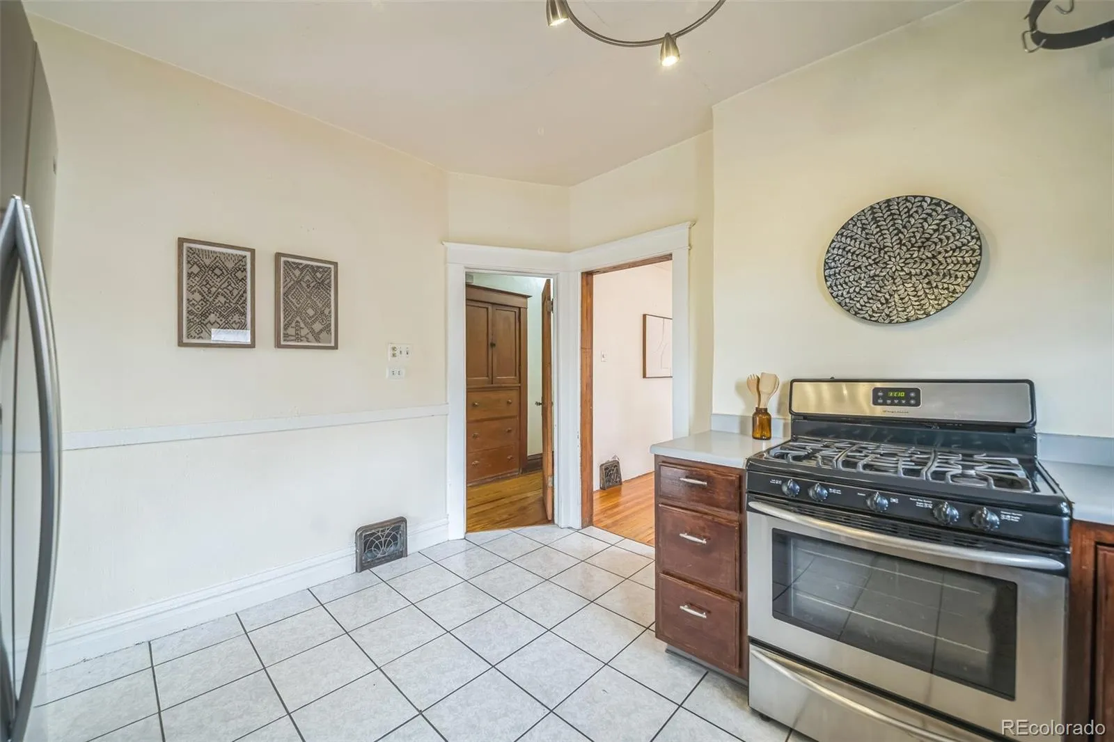 3024 W Denver Place Denver CO 80211 MLS #REC4528363 04242026204038 1600 11