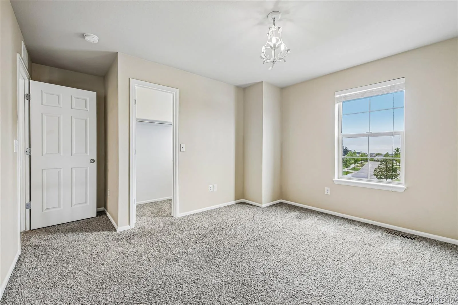 8645 Torrey Street Arvada CO 80007 MLS #REC4529875 05212026235622 1600 25