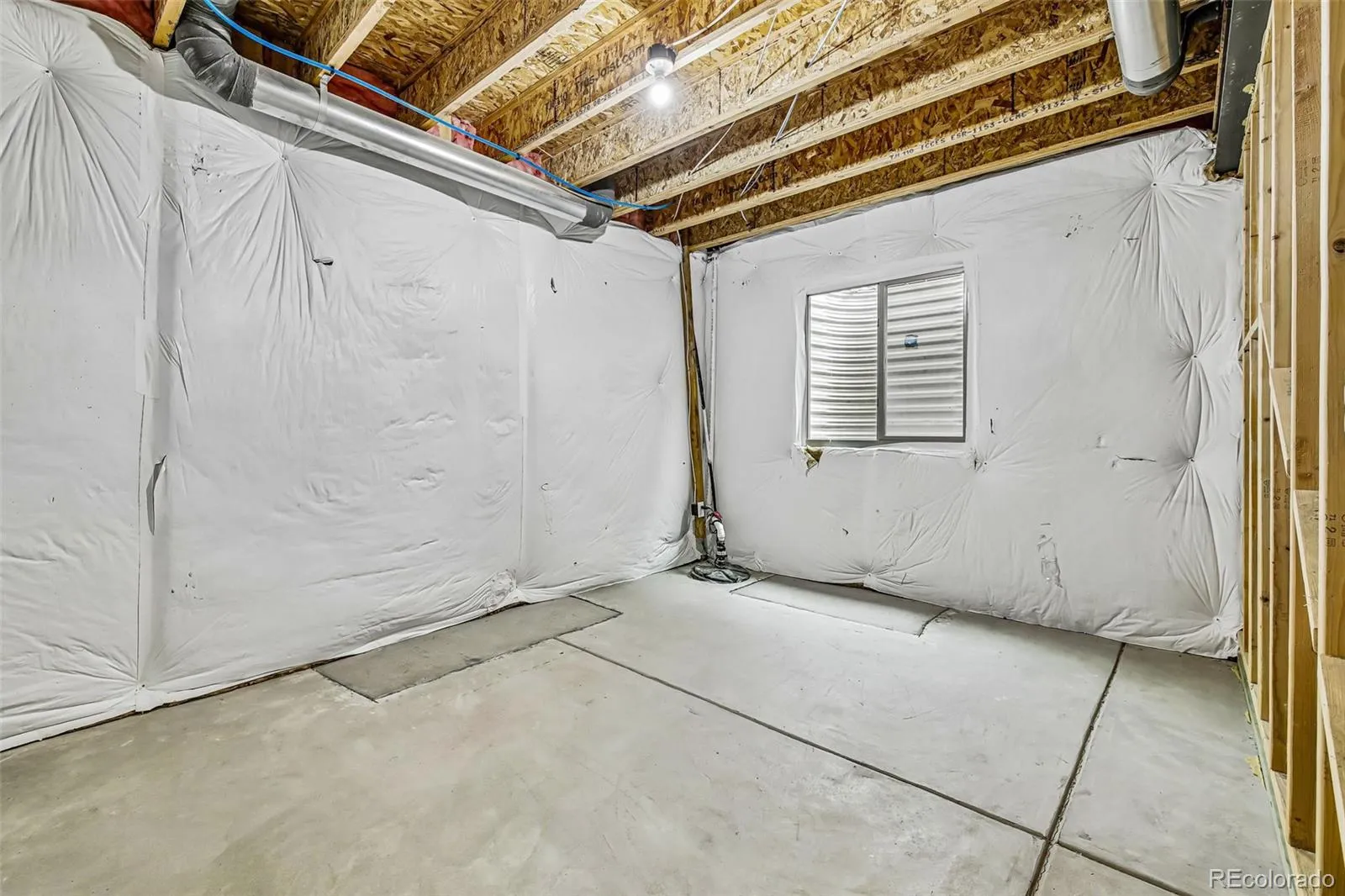 8645 Torrey Street Arvada CO 80007 MLS #REC4529875 05212026235622 1600 35