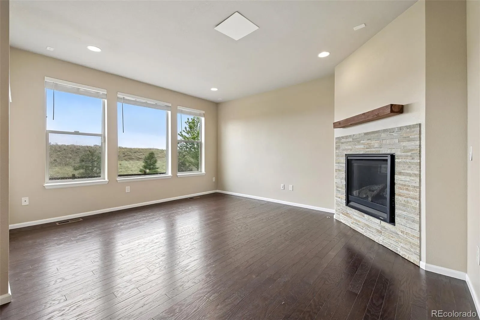 8645 Torrey Street Arvada CO 80007 MLS #REC4529875 05212026235622 1600 9