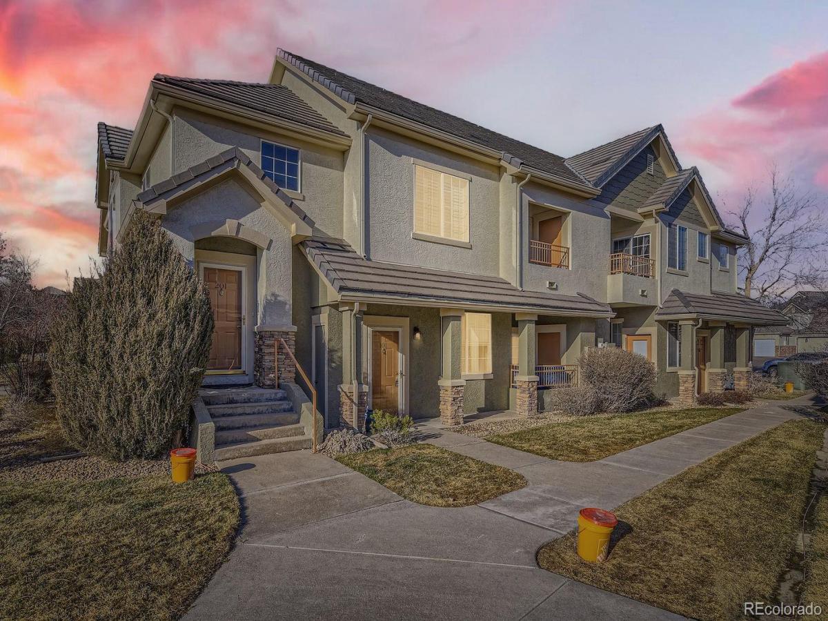 22520 E Ontario Drive #101 Aurora CO 80016 | MLS #REC4530339 MLS #REC4530339 image #0