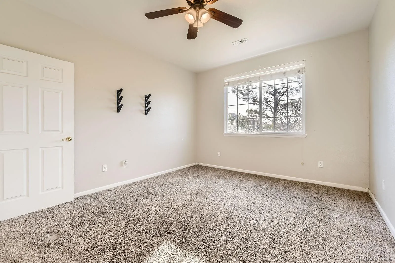 22520 E Ontario Drive #101 Aurora CO 80016 MLS #REC4530339 04082026142257 1600 15