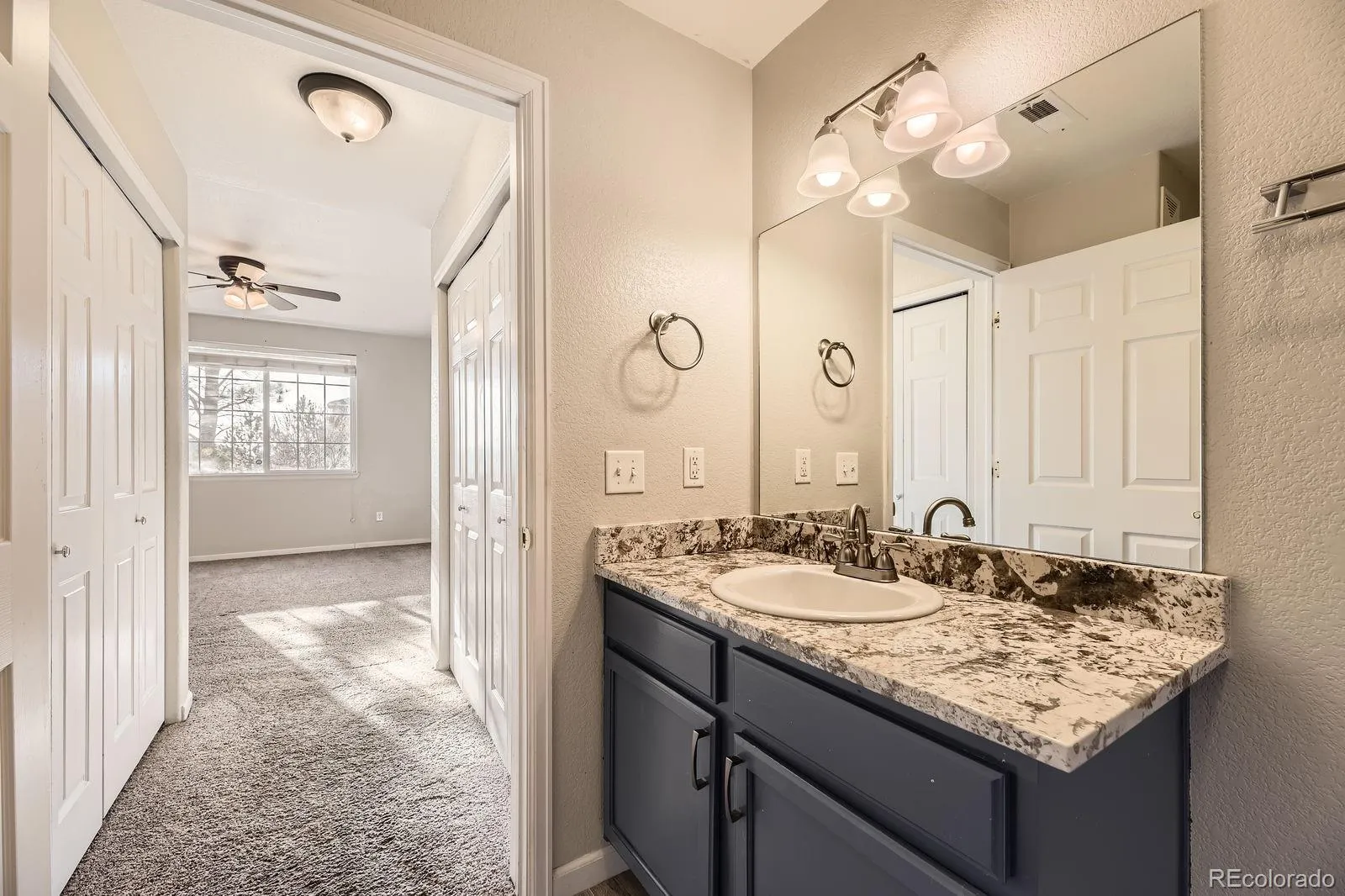 22520 E Ontario Drive #101 Aurora CO 80016 MLS #REC4530339 04082026142257 1600 19