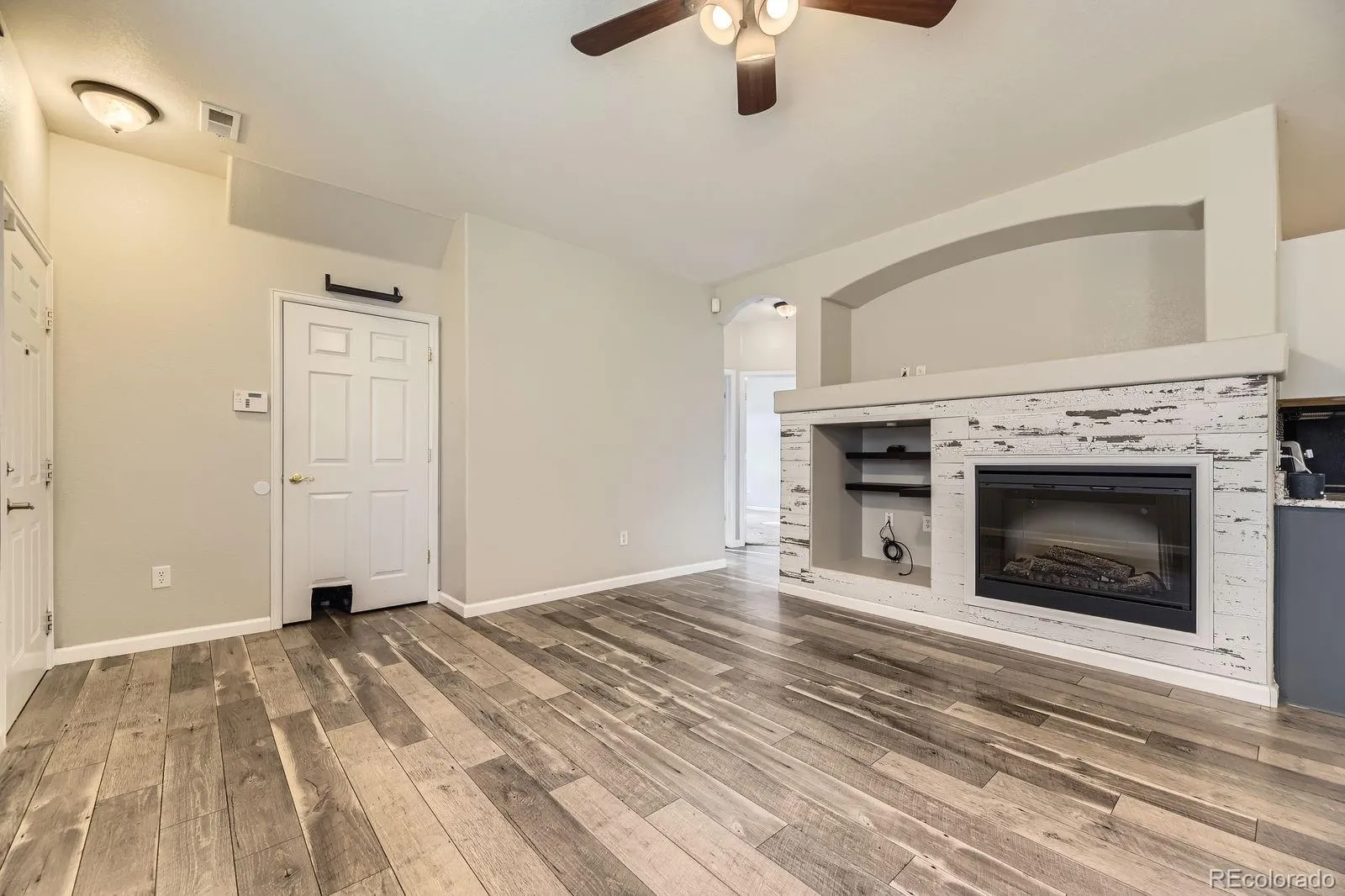 22520 E Ontario Drive #101 Aurora CO 80016 MLS #REC4530339 04082026142257 1600 5