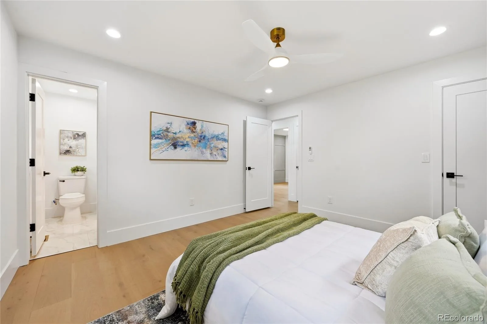 2466 S Krameria Street Denver CO 80222 MLS #REC4531468 06102026200714 1600 11