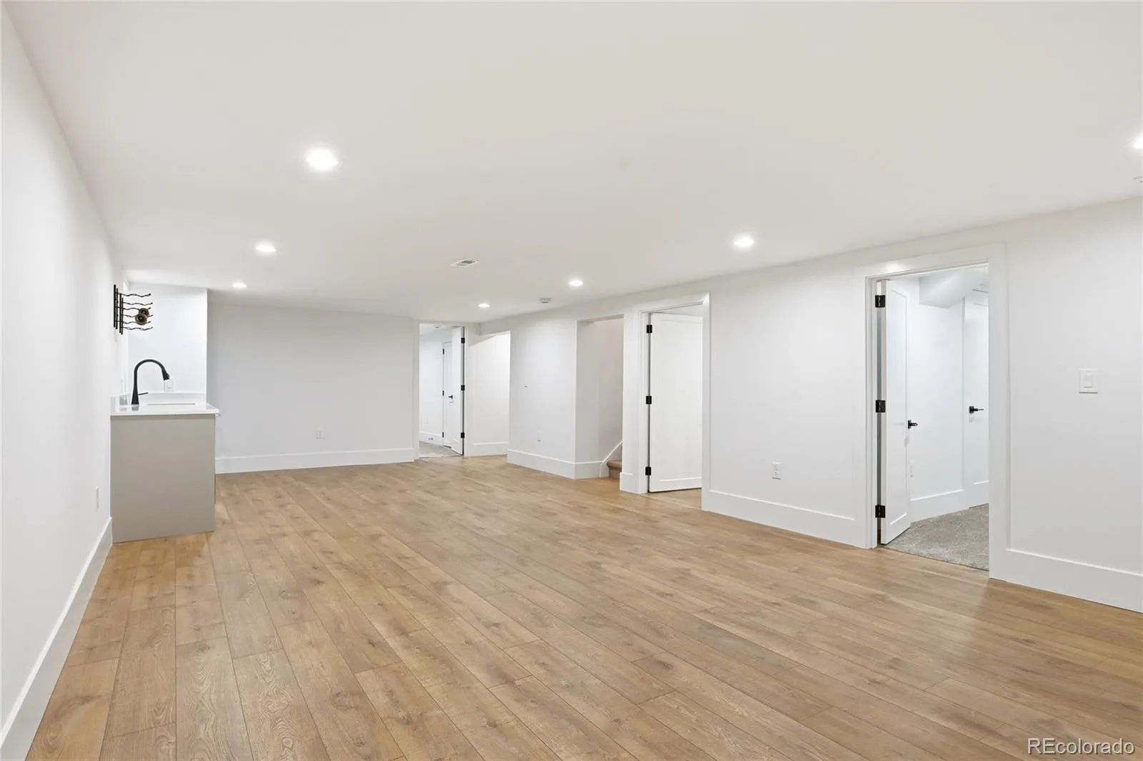 2466 S Krameria Street Denver CO 80222 MLS #REC4531468 06102026200714 1600 17