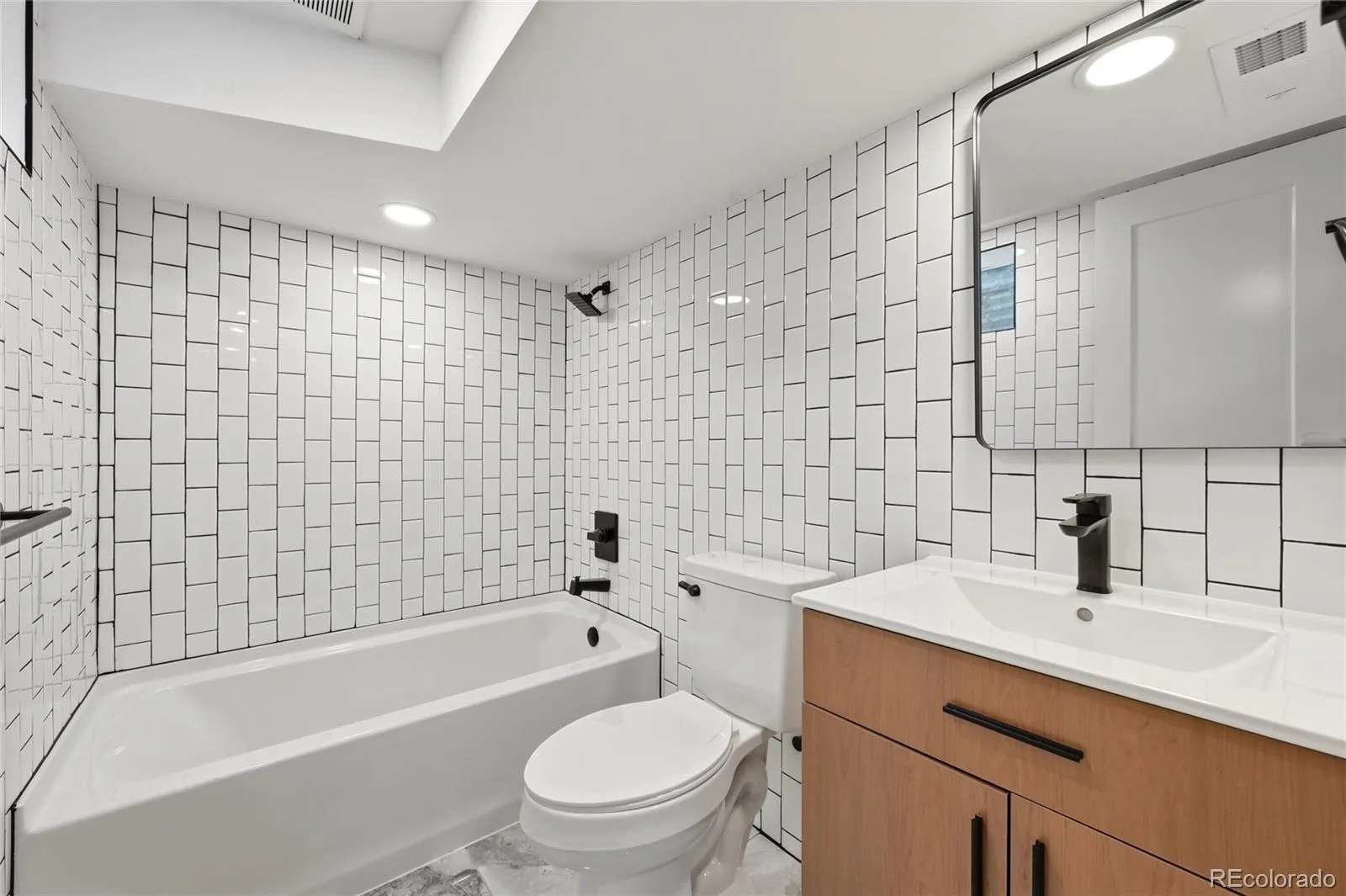 2466 S Krameria Street Denver CO 80222 MLS #REC4531468 06102026200714 1600 22