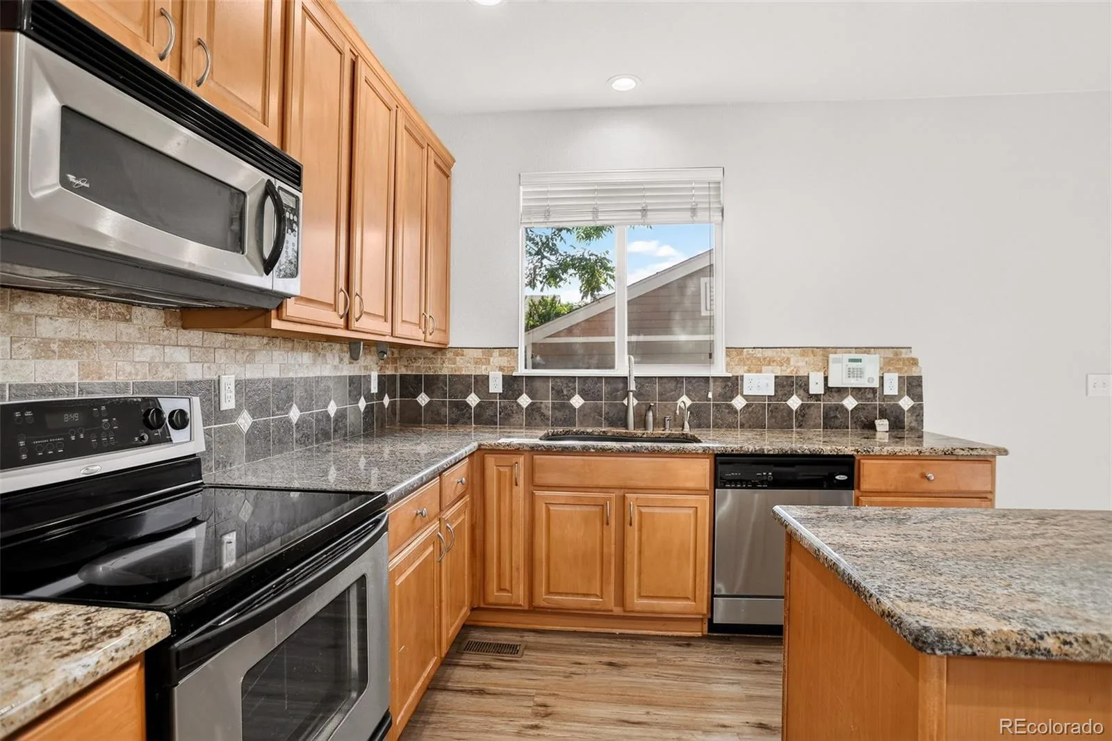 4356 S Iris Court Littleton CO 80123 | MLS #REC4533107 07272026113345 1600 14
