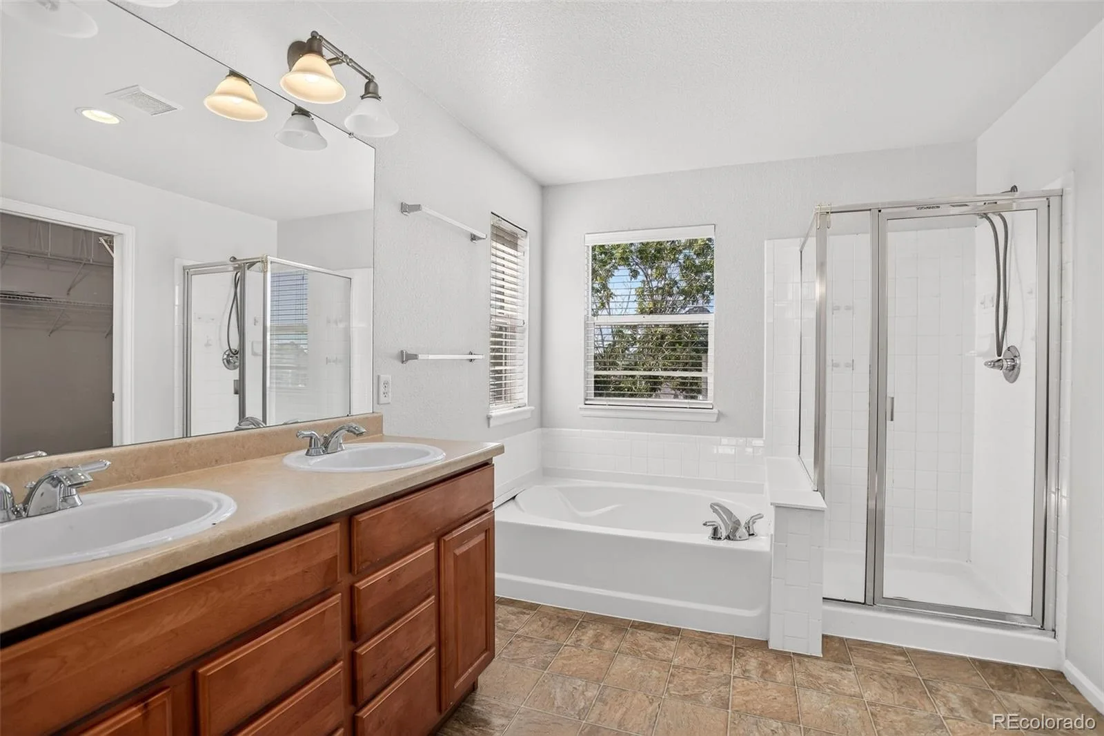 4356 S Iris Court Littleton CO 80123 | MLS #REC4533107 07272026113345 1600 25
