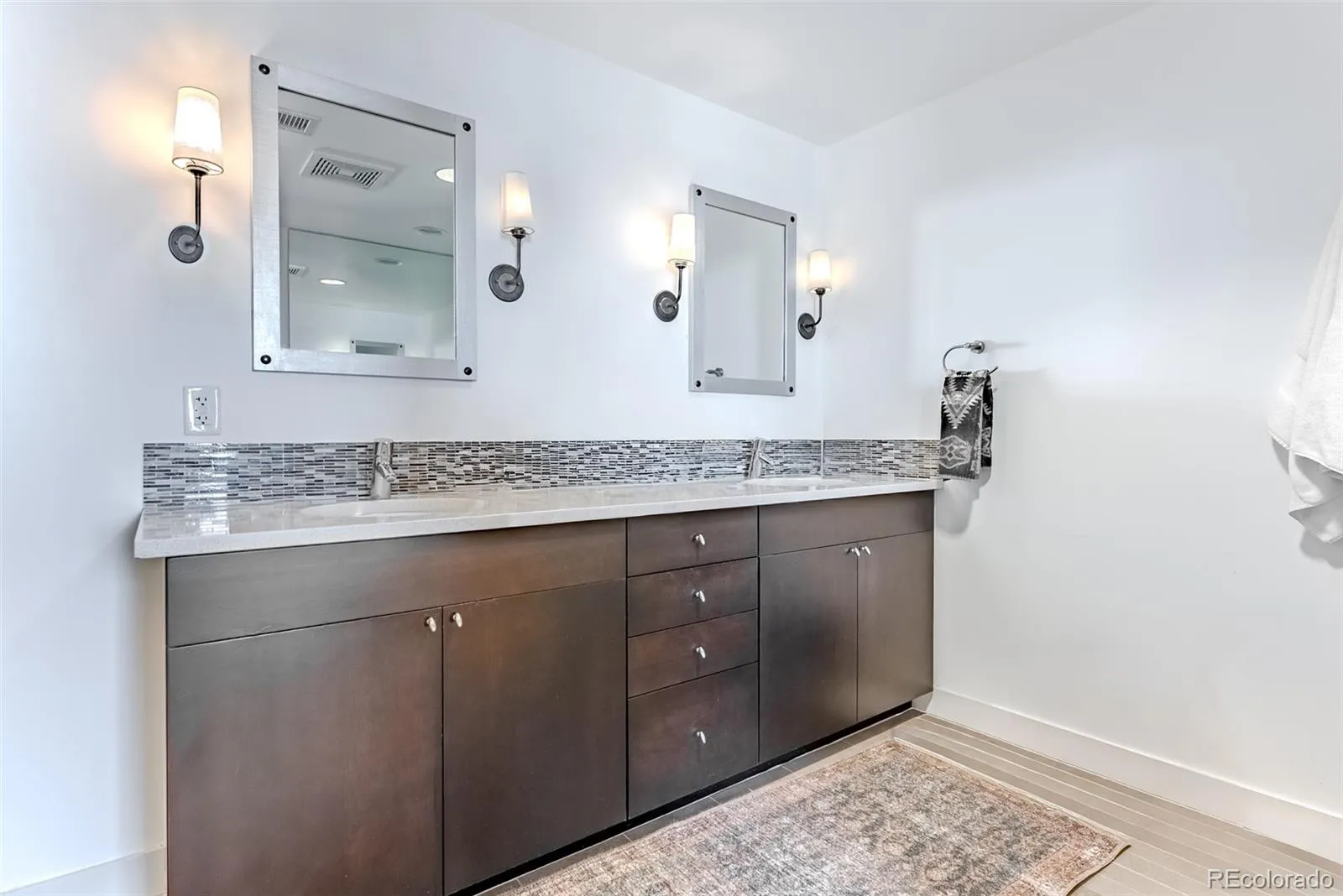 04162026164138 1600 25