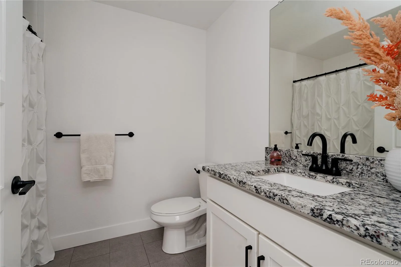 11890 W 52nd Avenue Wheat Ridge CO 80033 | MLS #REC4536790 08052026161526 1600 38