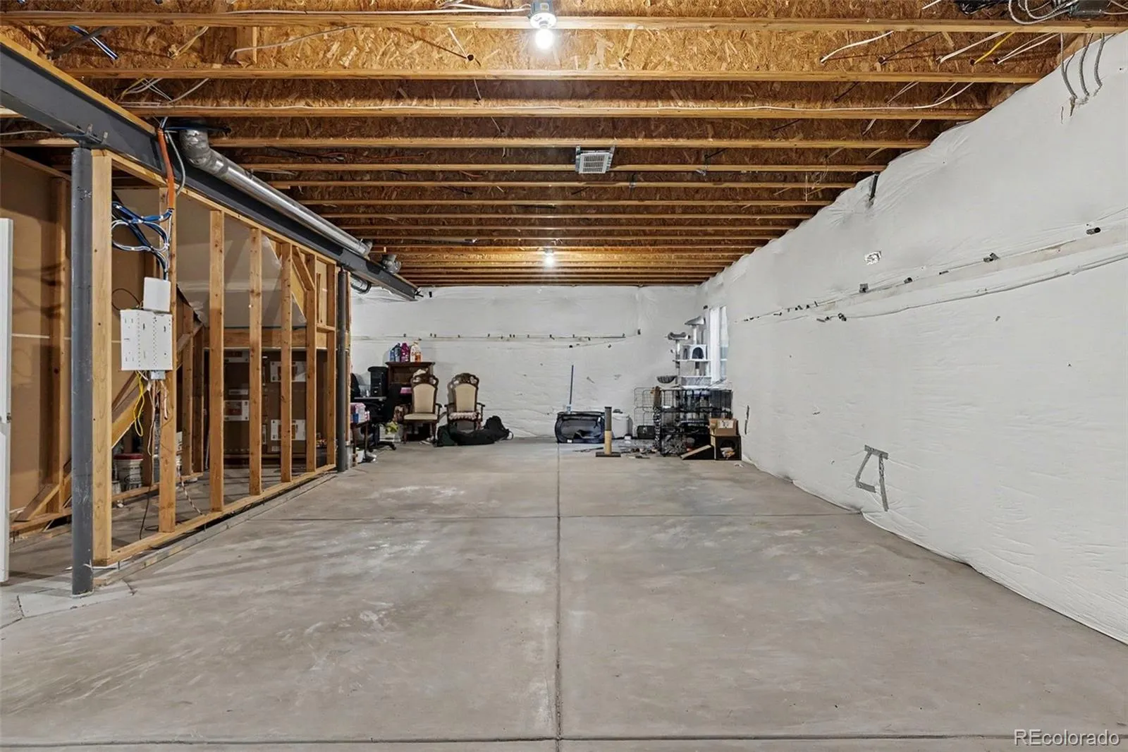 8922 Ellis Street Arvada CO 80005 MLS #REC4537515 05092026022628 1600 23