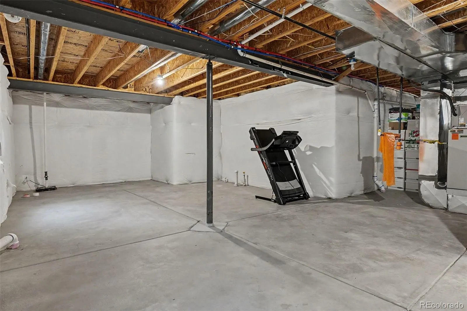 8922 Ellis Street Arvada CO 80005 MLS #REC4537515 05092026022628 1600 24