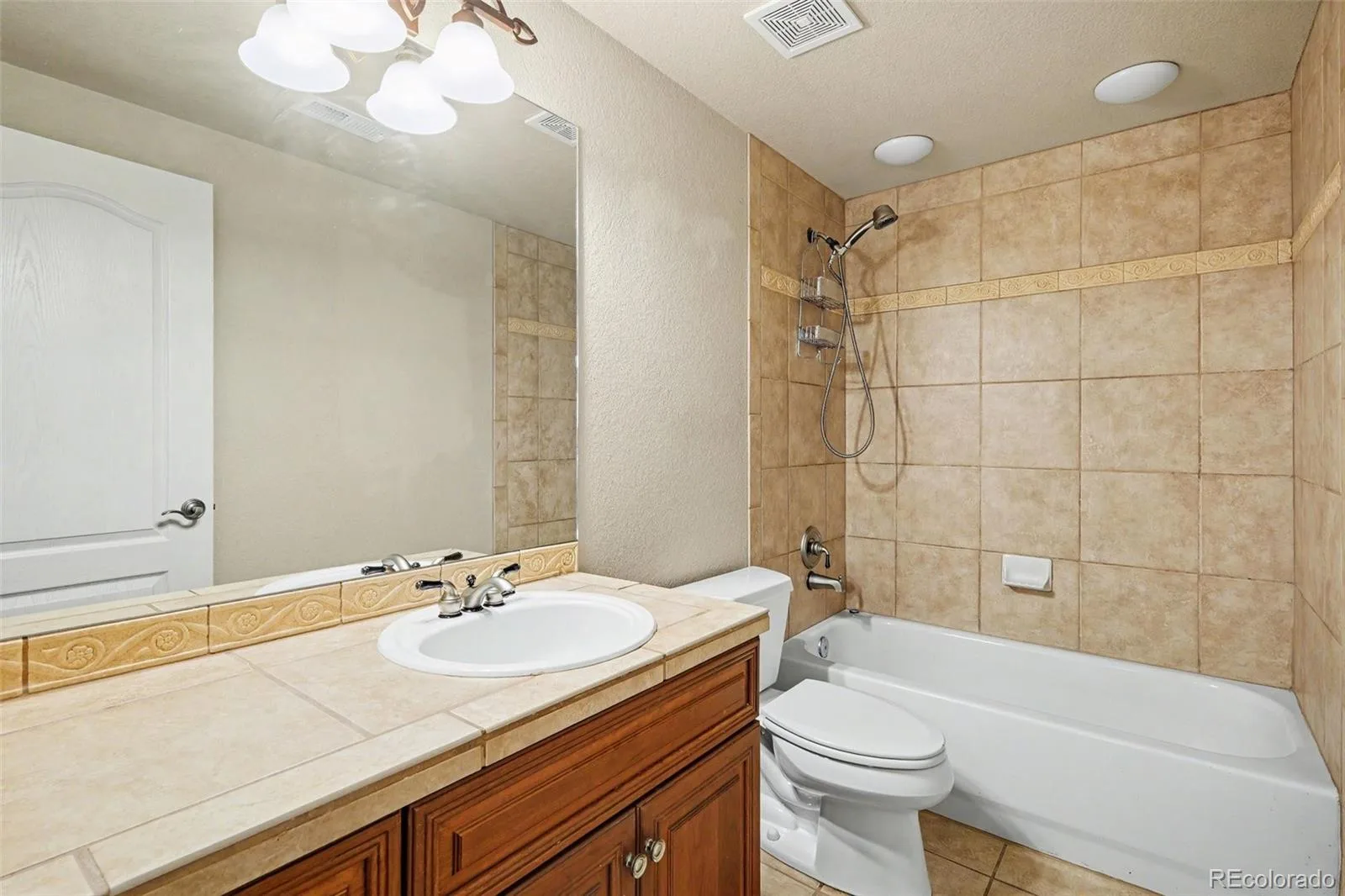 540 Wenlock Court Castle Rock CO 80104 | MLS #REC4537655 08262026150621 1600 33