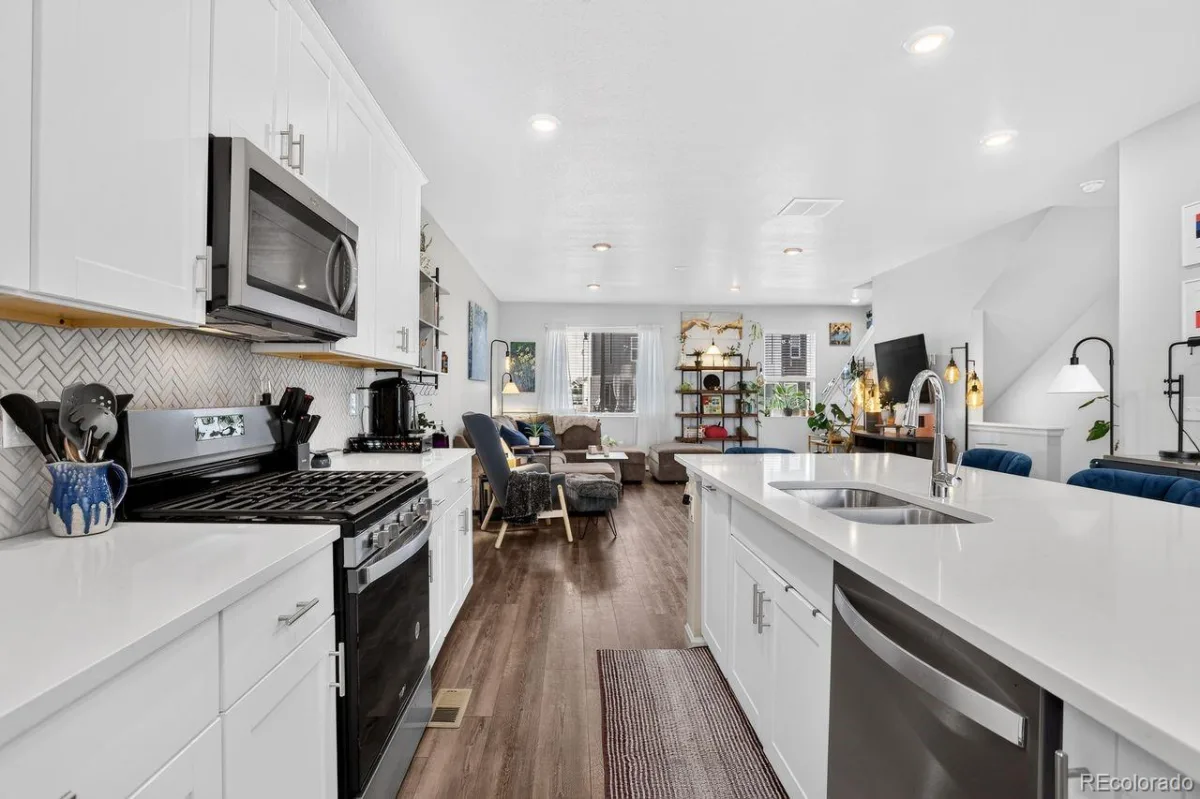 16662 Umatilla Street Broomfield CO 80023 | MLS #REC4539969 08252026145529 1200 4