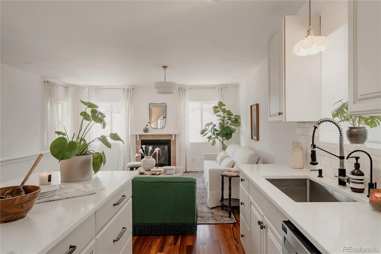 1679 S Grant Street Denver CO 80210 MLS #REC4540980 05202026224540 1600 22