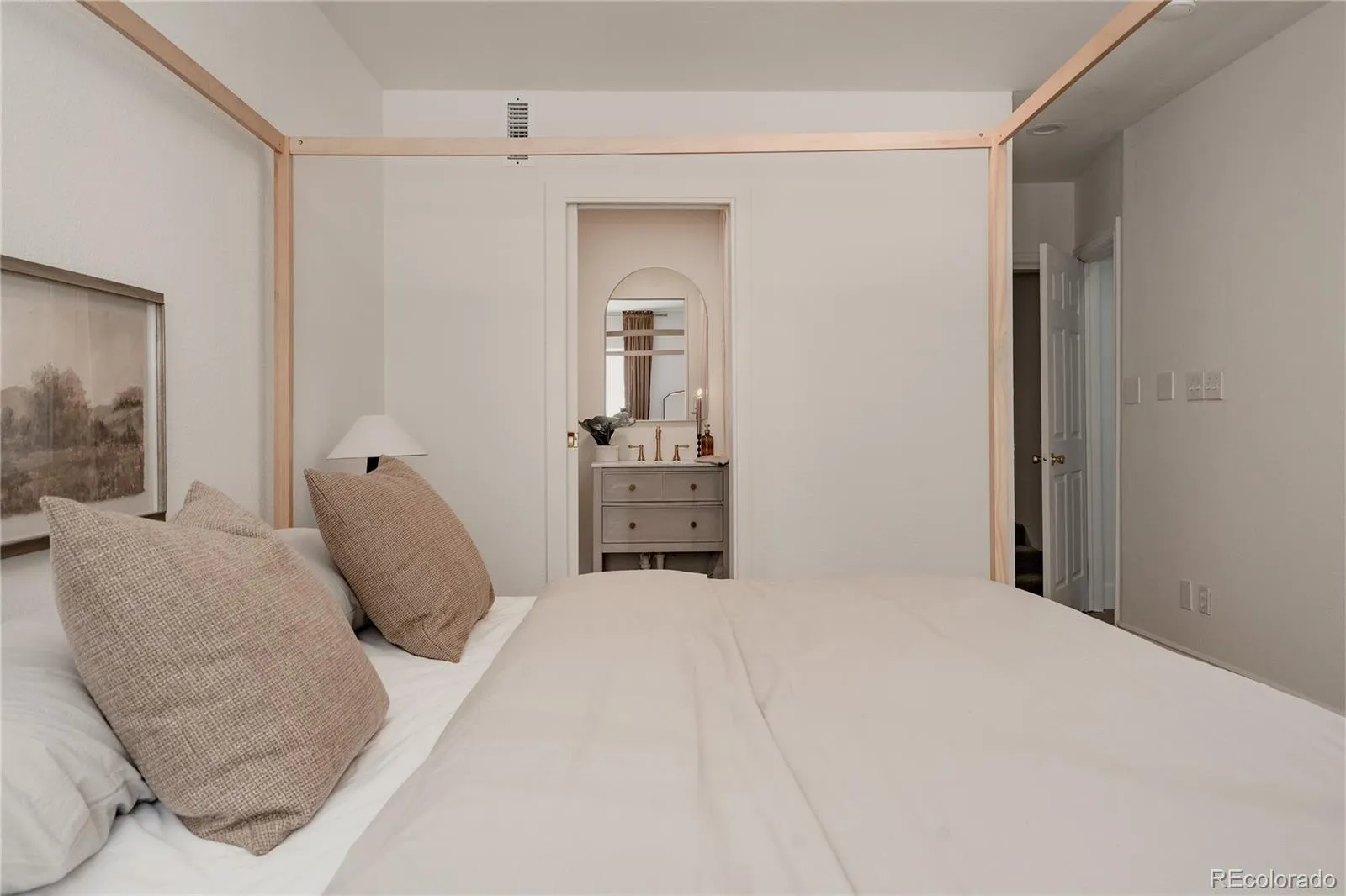 1679 S Grant Street Denver CO 80210 MLS #REC4540980 05202026224540 1600 27