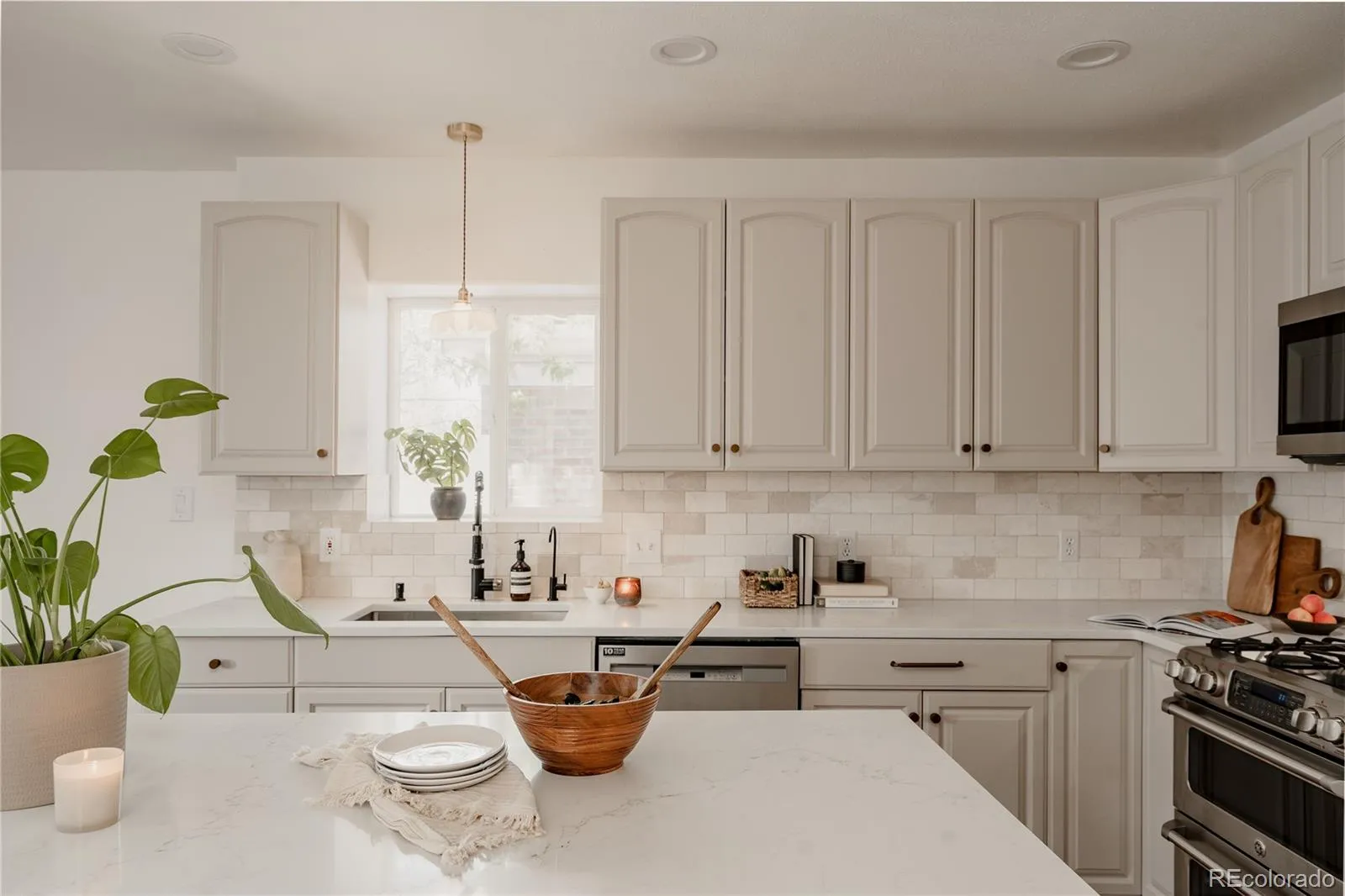 1679 S Grant Street Denver CO 80210 MLS #REC4540980 05202026224540 1600 4