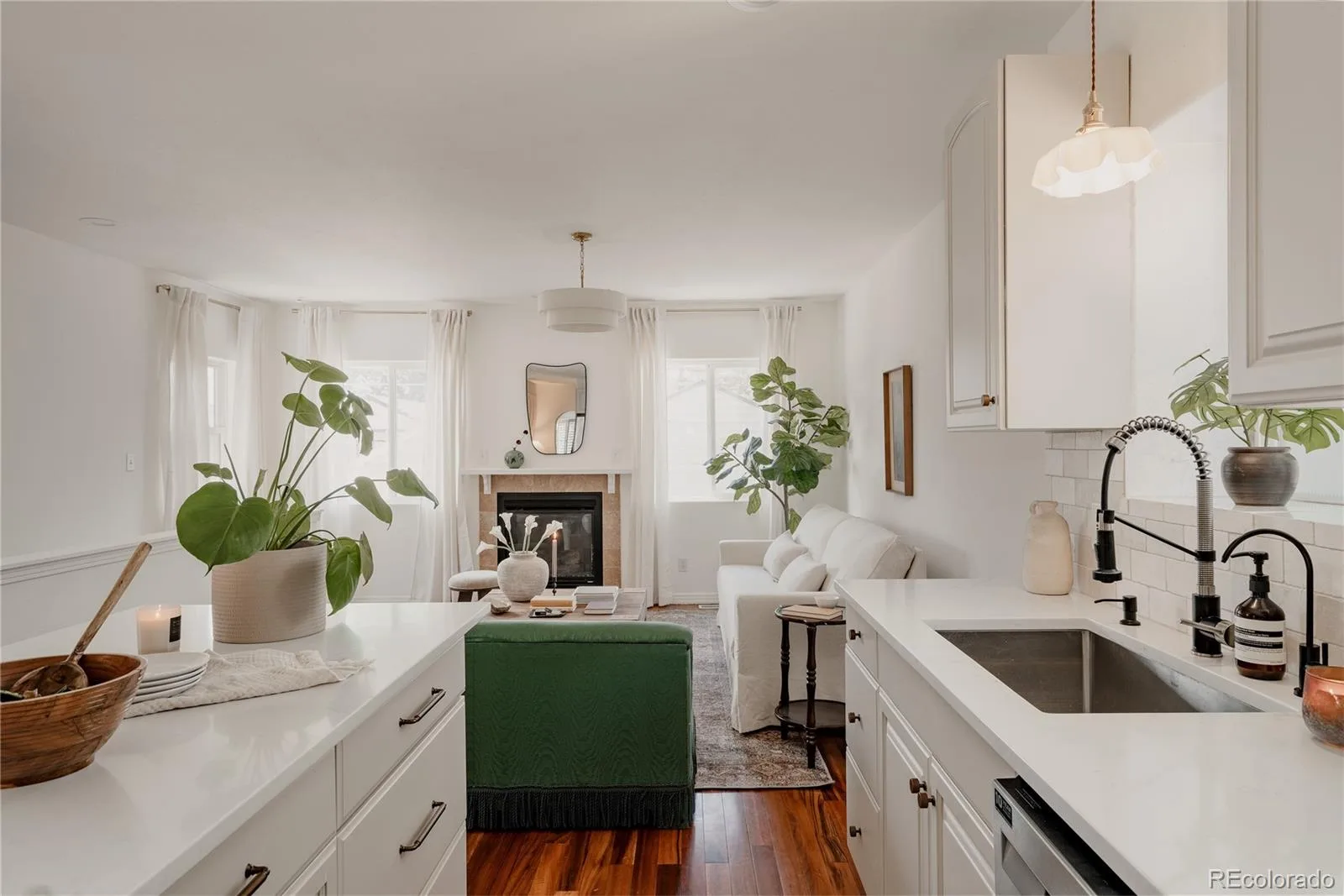1679 S Grant Street Denver CO 80210 MLS #REC4540980 06102026200757 1600 22