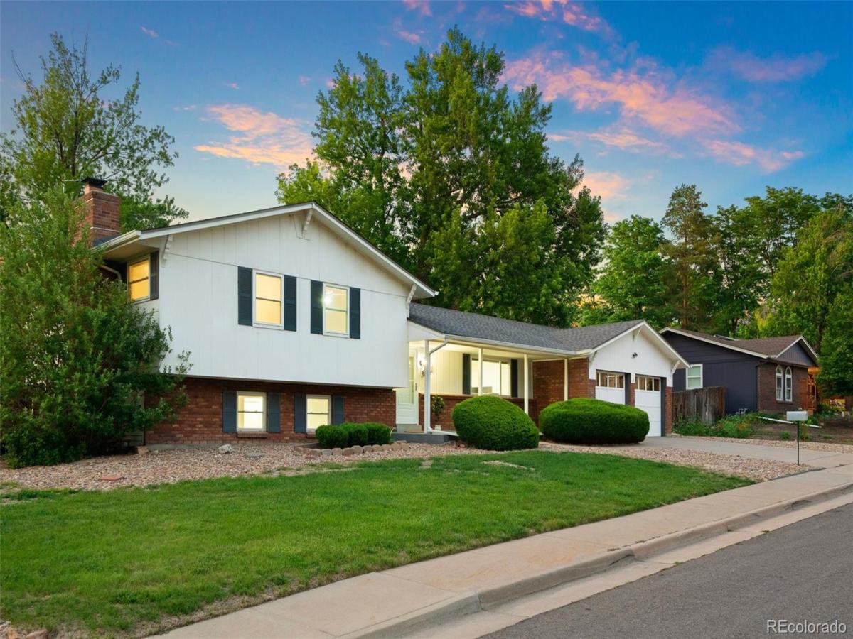 8601 E Layton Avenue Denver CO 80237 | MLS #REC4542019 MLS #REC4542019 image #0