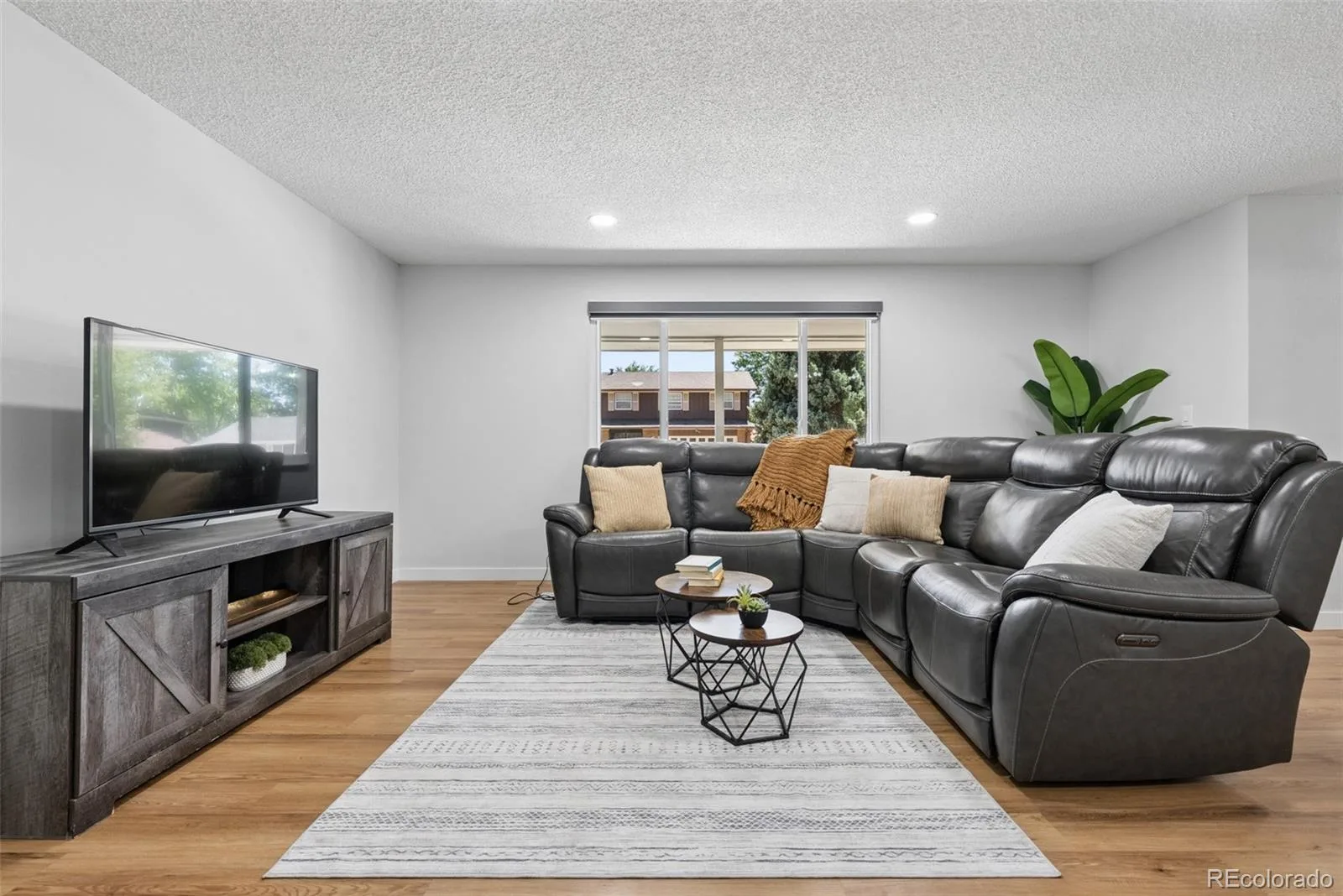 8601 E Layton Avenue Denver CO 80237 | MLS #REC4542019 09232026051243 1600 4