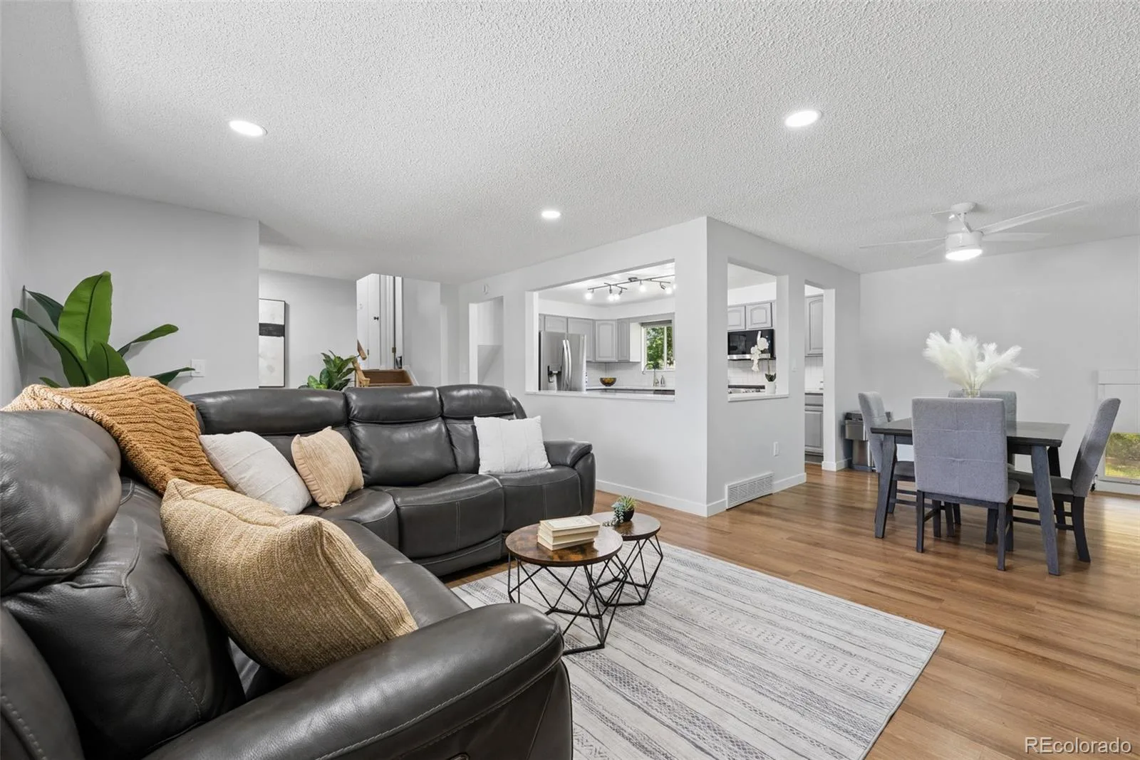 8601 E Layton Avenue Denver CO 80237 | MLS #REC4542019 09232026051243 1600 5