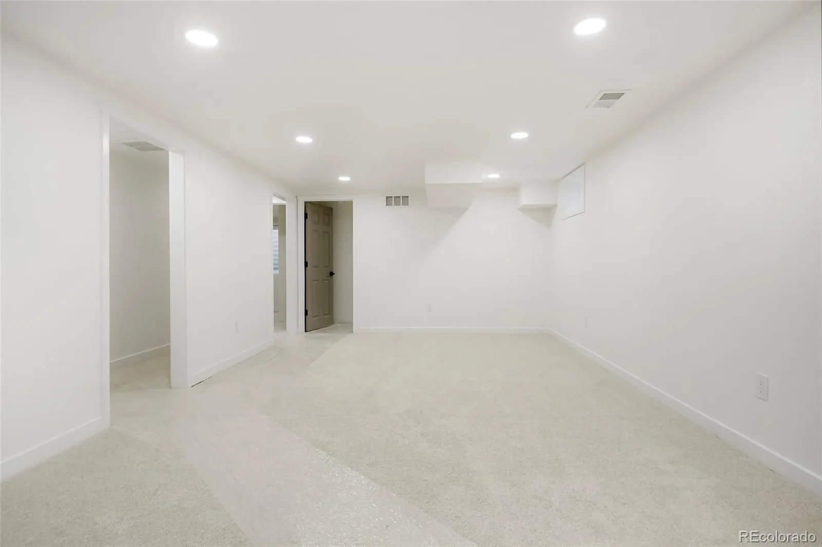106 Emerald Street Broomfield CO 80020 MLS #REC4542429 06092026001053 1600 23
