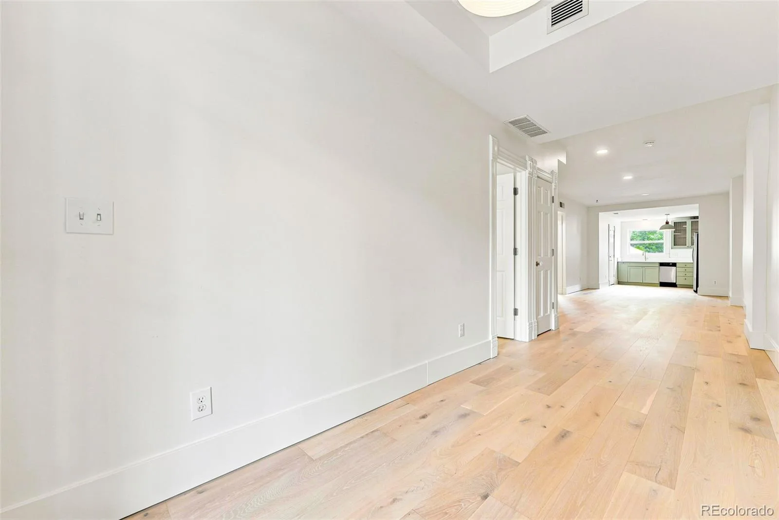 2554 W 32nd Avenue #102 Denver CO 80211 MLS #REC4543176 07242026174900 1600 10