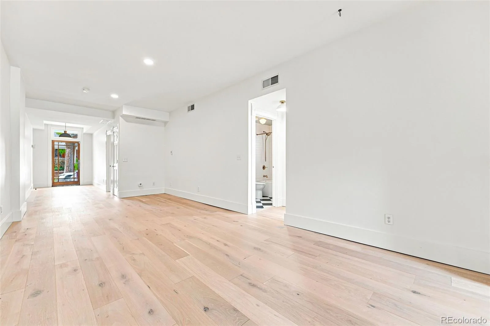 2554 W 32nd Avenue #102 Denver CO 80211 MLS #REC4543176 07242026174900 1600 7