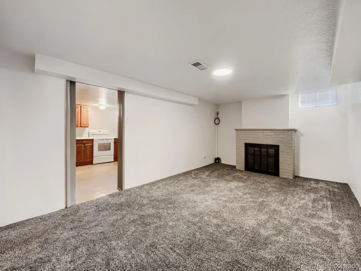 2116 S Grant Street Denver CO 80210 | MLS #REC4544060 10102026150710 1200 13