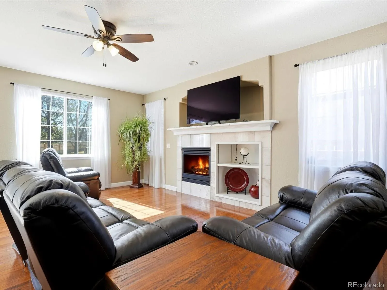 6638 W Hamilton Drive Lakewood CO 80227 MLS #REC4544621 03202026210858 1600 15