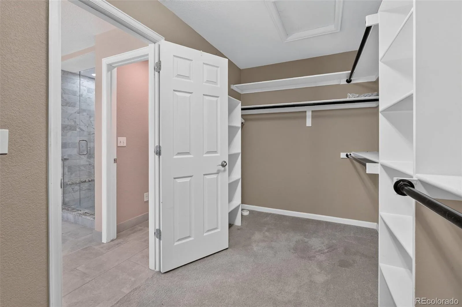 6638 W Hamilton Drive Lakewood CO 80227 | MLS #REC4544621 08282026144845 1600 28