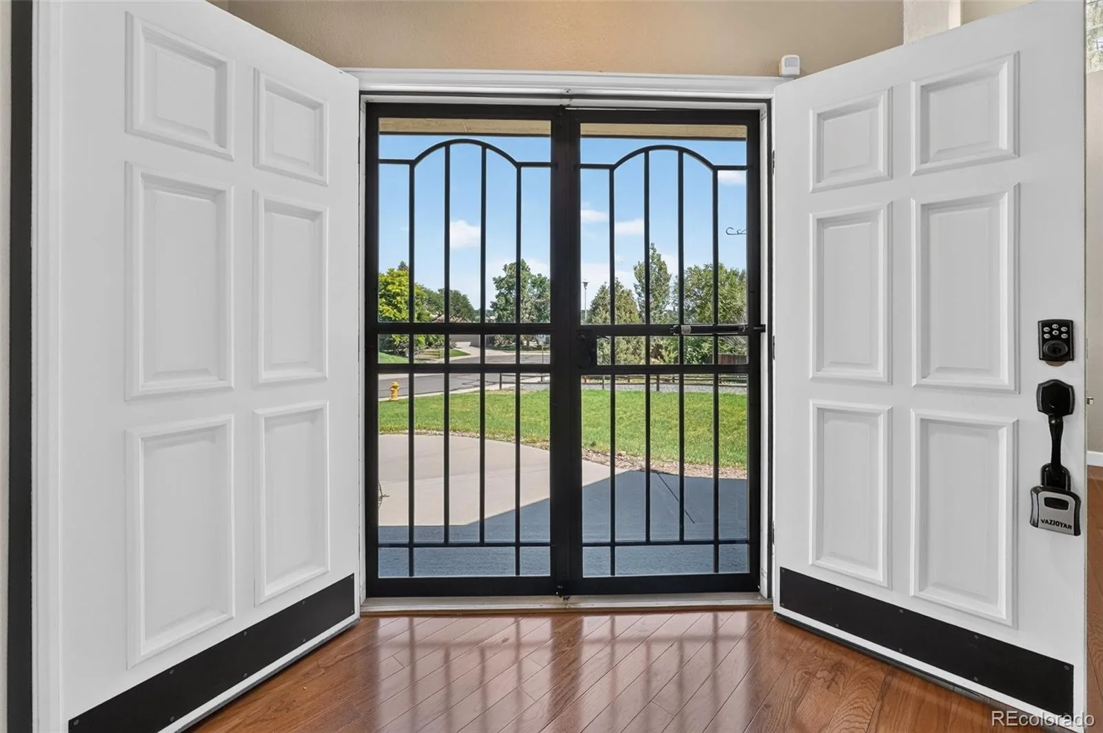 6638 W Hamilton Drive Lakewood CO 80227 | MLS #REC4544621 08282026144845 1600 3